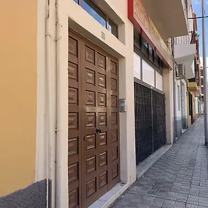 https://calle-real.in-canary-islands.com